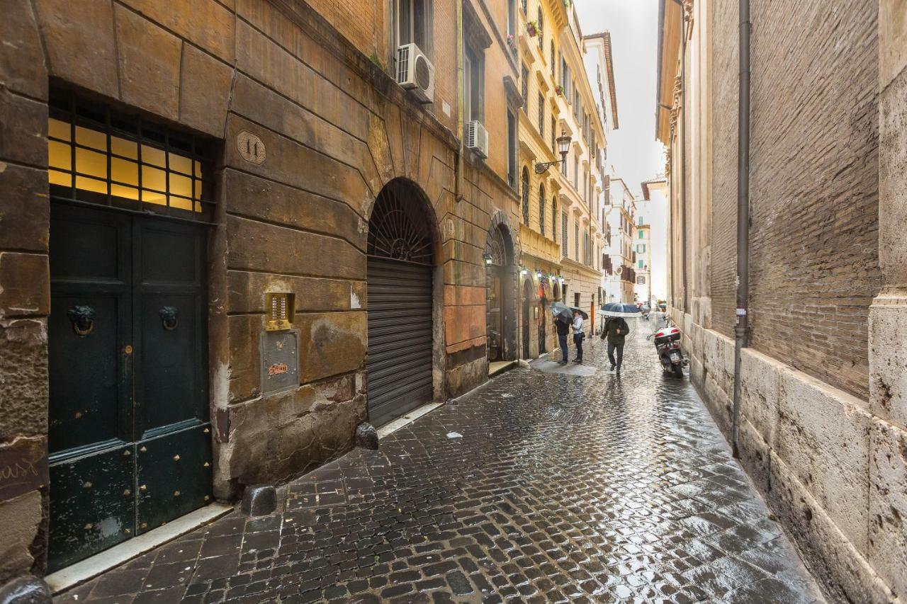 Pantheon Romantic Loft Apartment Rome